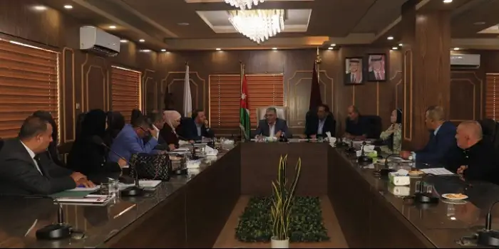   انعقاد الجلسة الأولى للجنة بلدية الرصيفة  